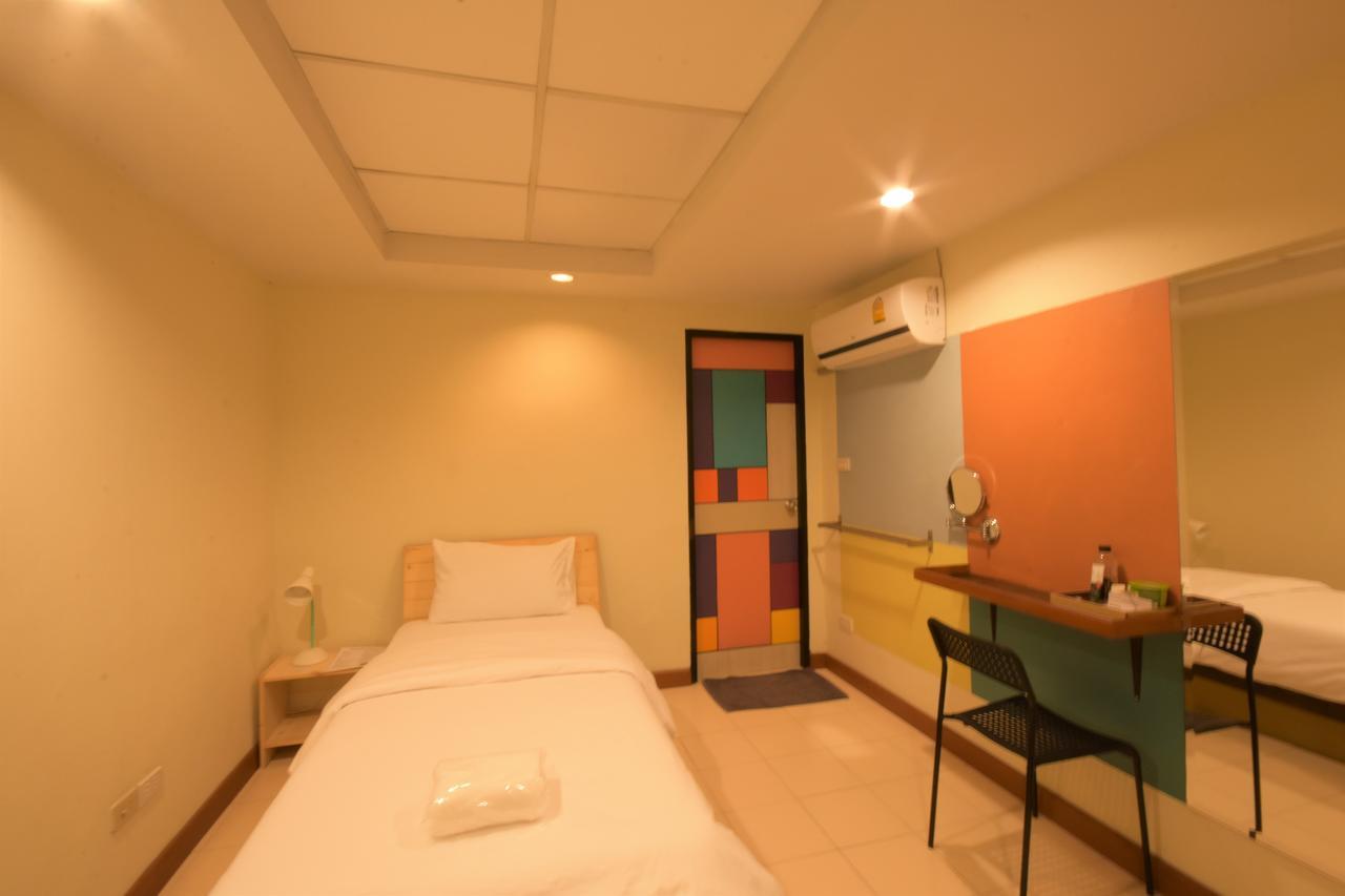 Room At Prachachuen Nonthaburi Ngoại thất bức ảnh
