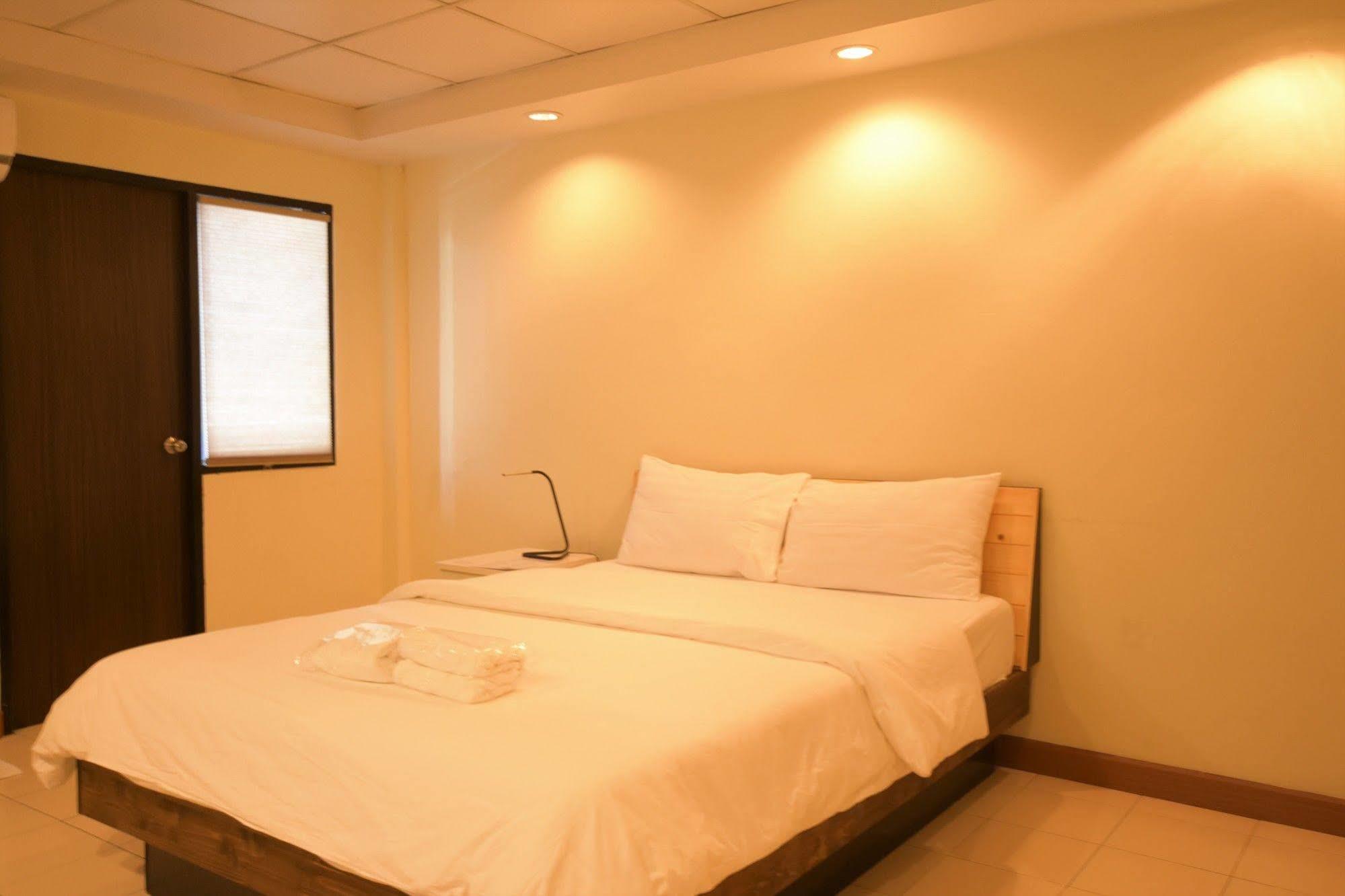 Room At Prachachuen Nonthaburi Ngoại thất bức ảnh