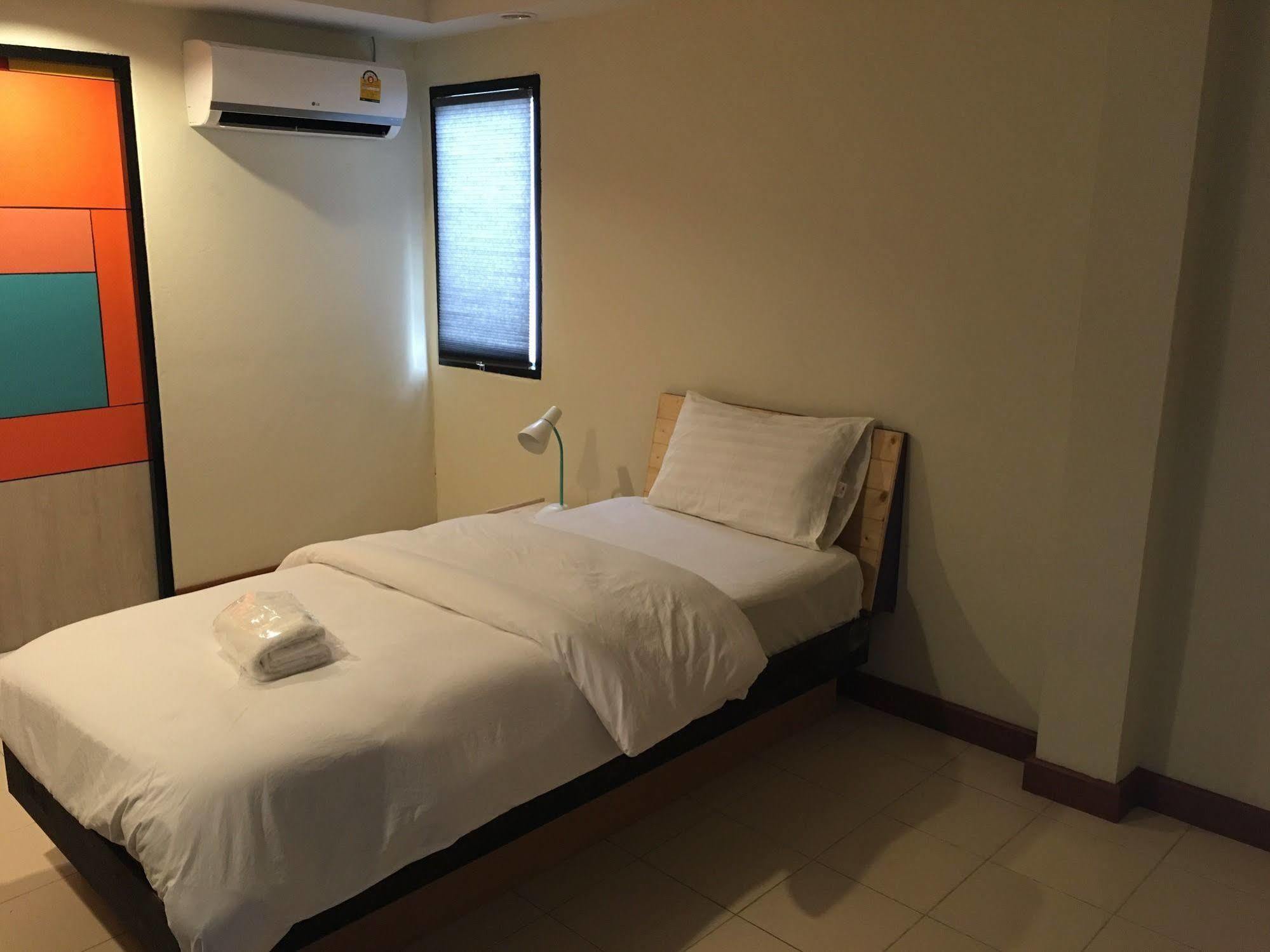 Room At Prachachuen Nonthaburi Ngoại thất bức ảnh